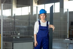 Read more about the article 10 Key Benefits of Top Aluminum and Glass Companies in Sharjah